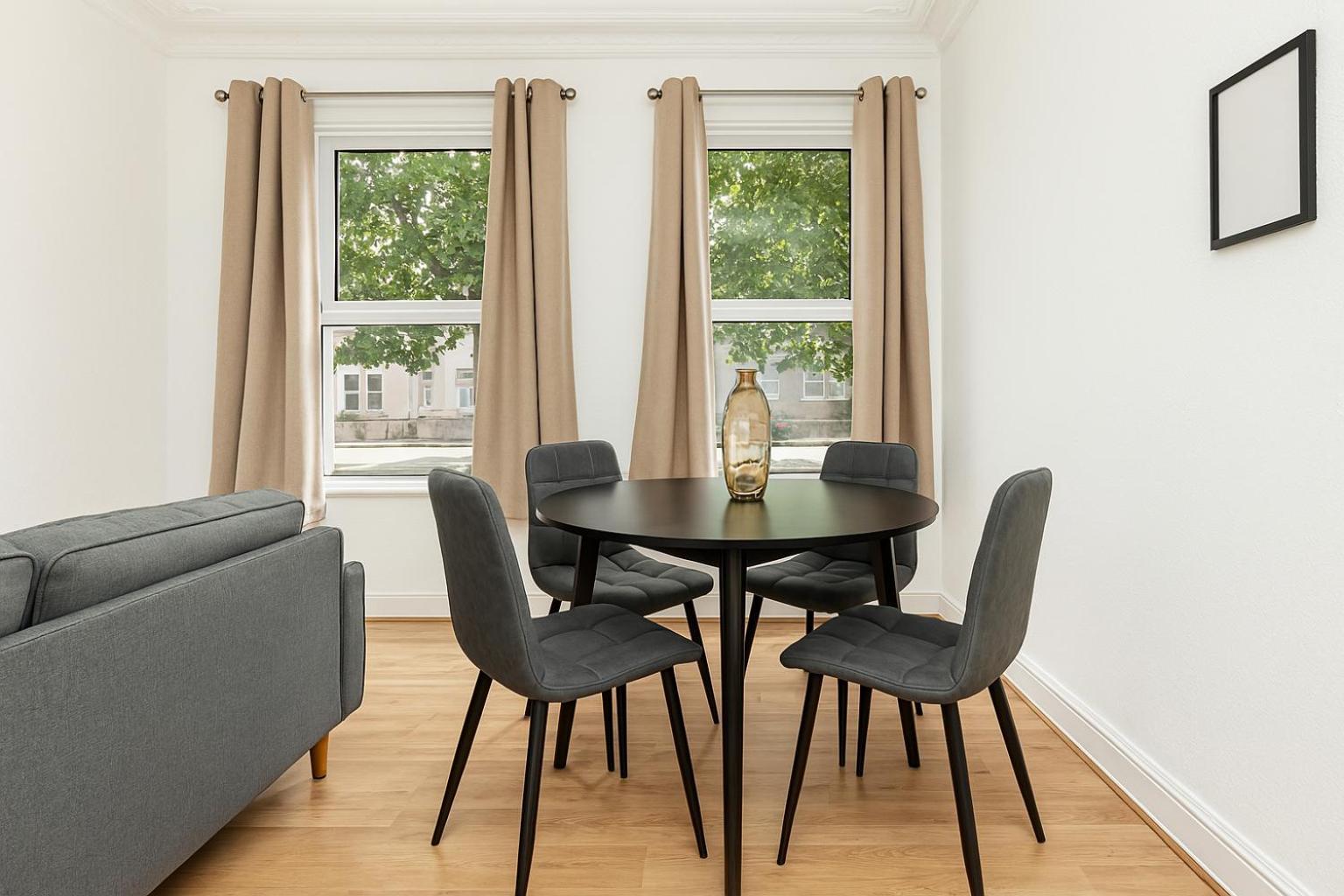 Stunning Two Bedroom In Acton Londres
